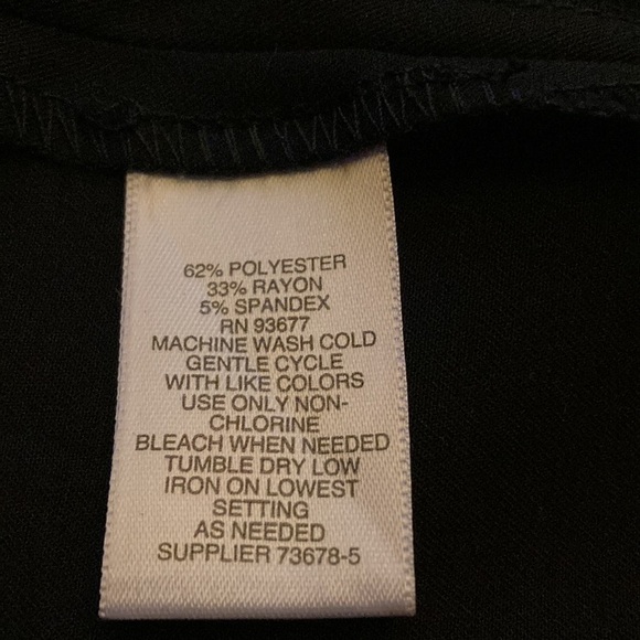 Liz Claiborne | Audra Black Career Pants Straight Leg 4 Petite Short - Picture 4 of 6